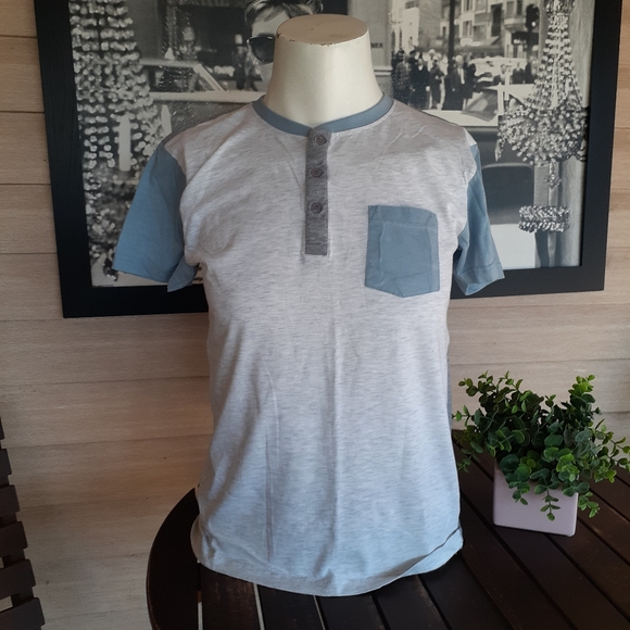 MTL Apparel Short Sleeve T-Shirt Size Small - Picture 1 of 5